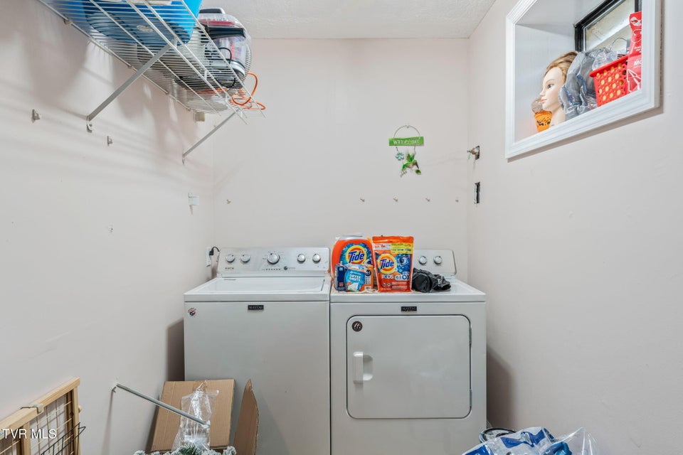 Photo #21: 4007 Heather Court