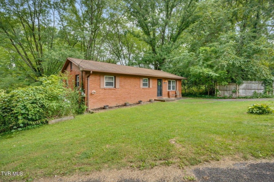 Photo #3: 223 Timber Ridge Road