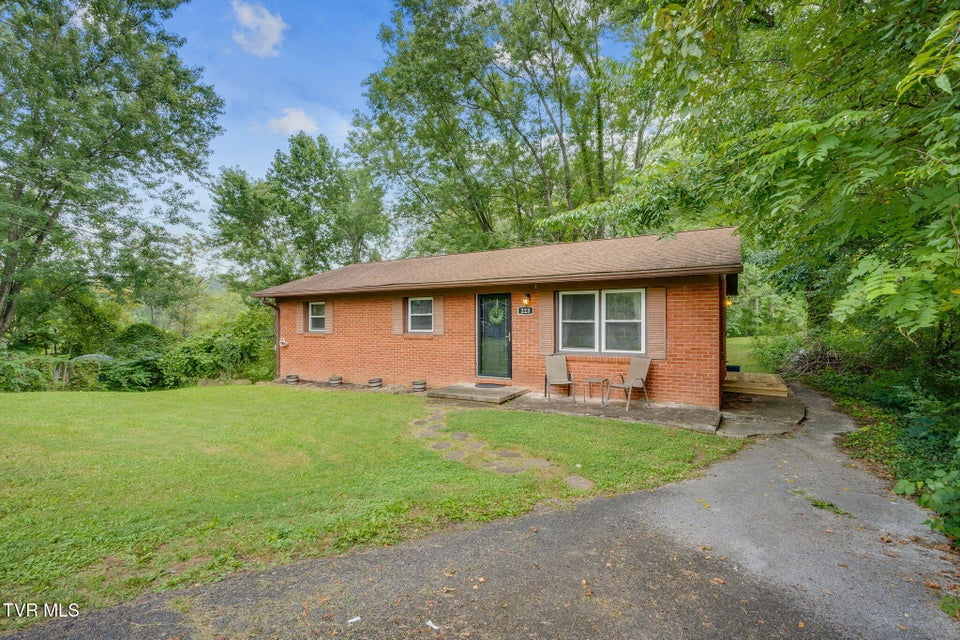 Photo #4: 223 Timber Ridge Road