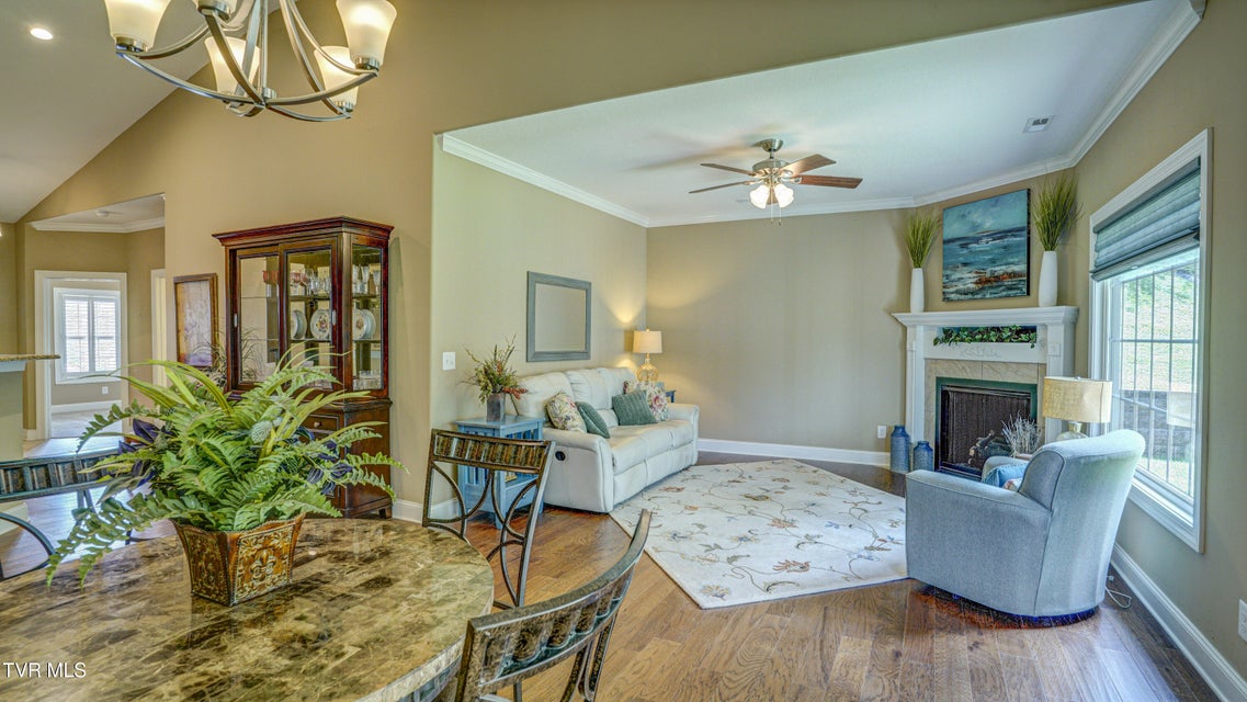 Photo #16: 465 Grovemont Place