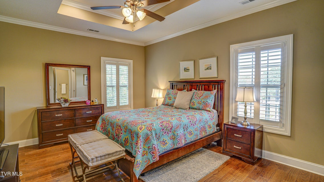 Photo #24: 465 Grovemont Place