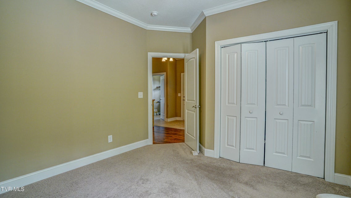 Photo #35: 465 Grovemont Place