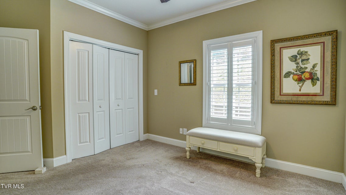 Photo #36: 465 Grovemont Place