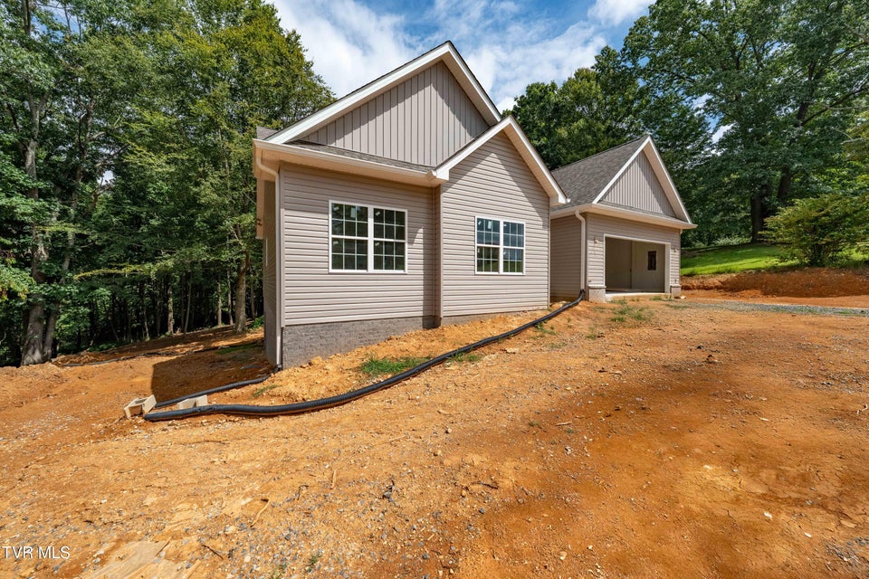Photo #4: 161 Cochran Road