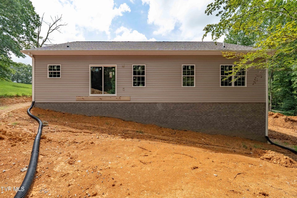 Photo #9: 161 Cochran Road