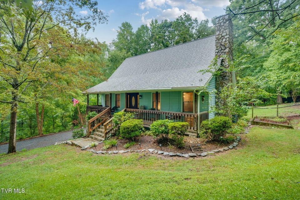 Photo #4: 168 Regency Drive