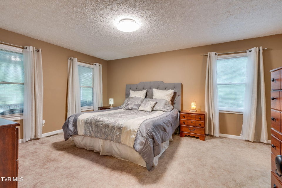 Photo #13: 168 Regency Drive