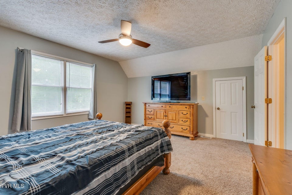 Photo #20: 168 Regency Drive