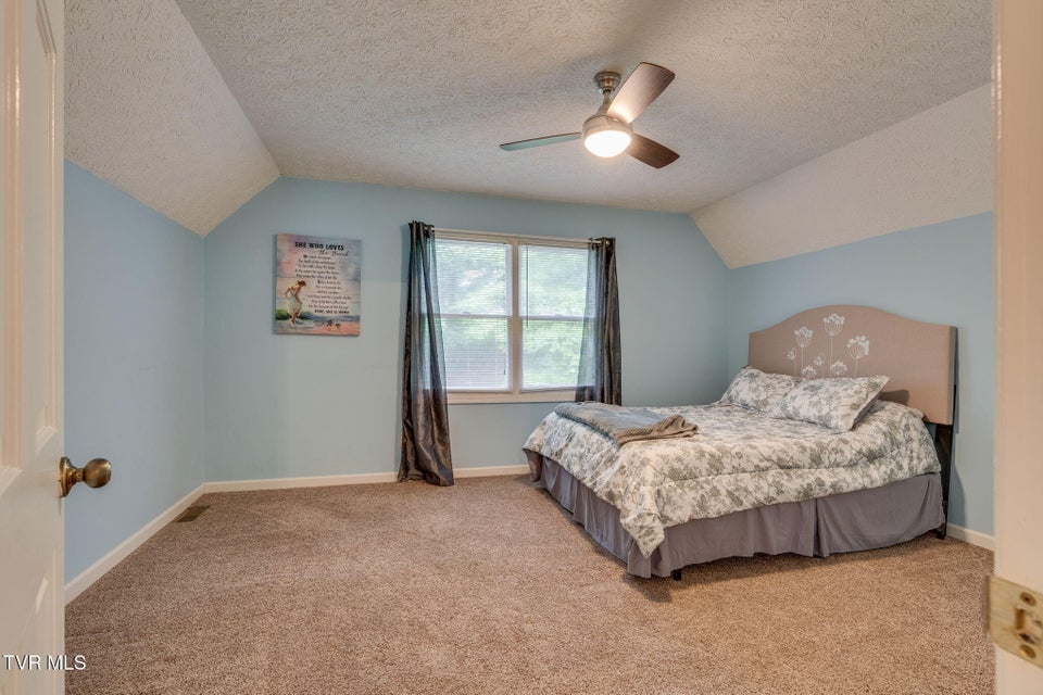 Photo #22: 168 Regency Drive