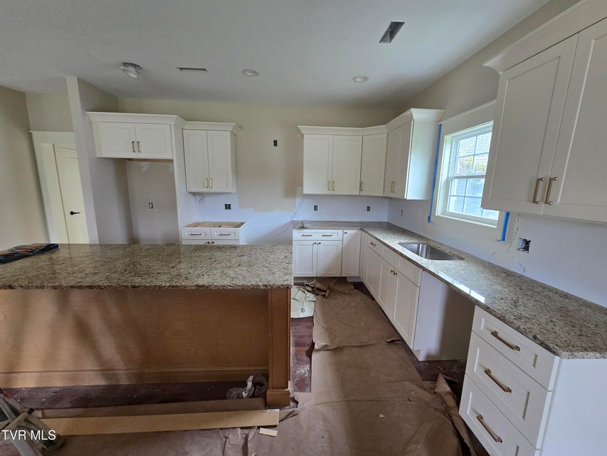 Photo #9: 1616 Maple Ridge Court