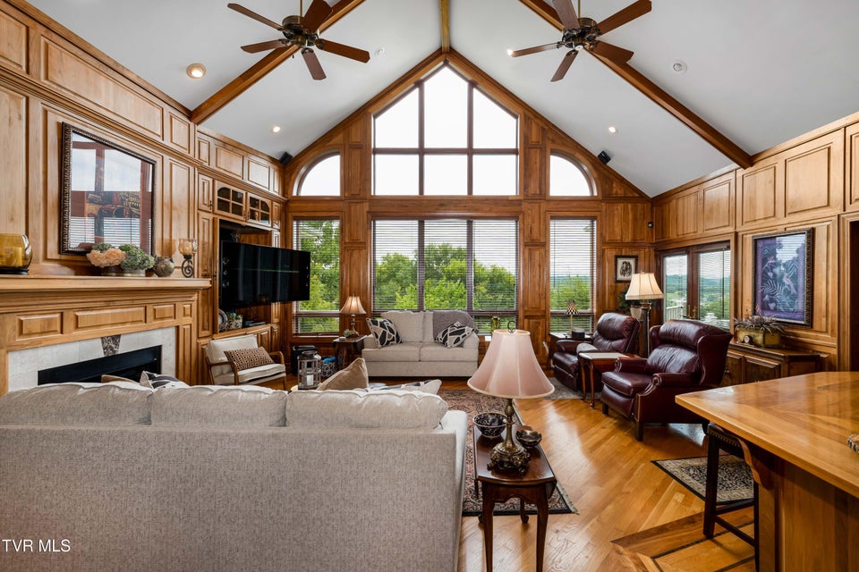 Photo #7: 105 Black Thorn Drive
