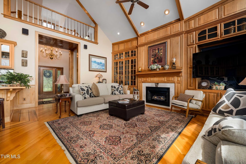 Photo #10: 105 Black Thorn Drive