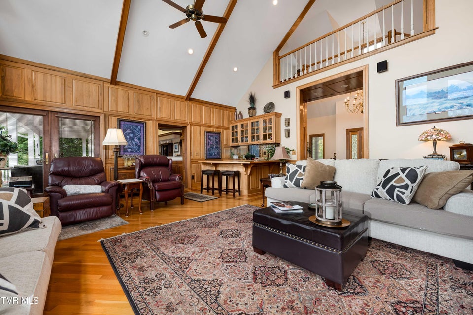 Photo #11: 105 Black Thorn Drive