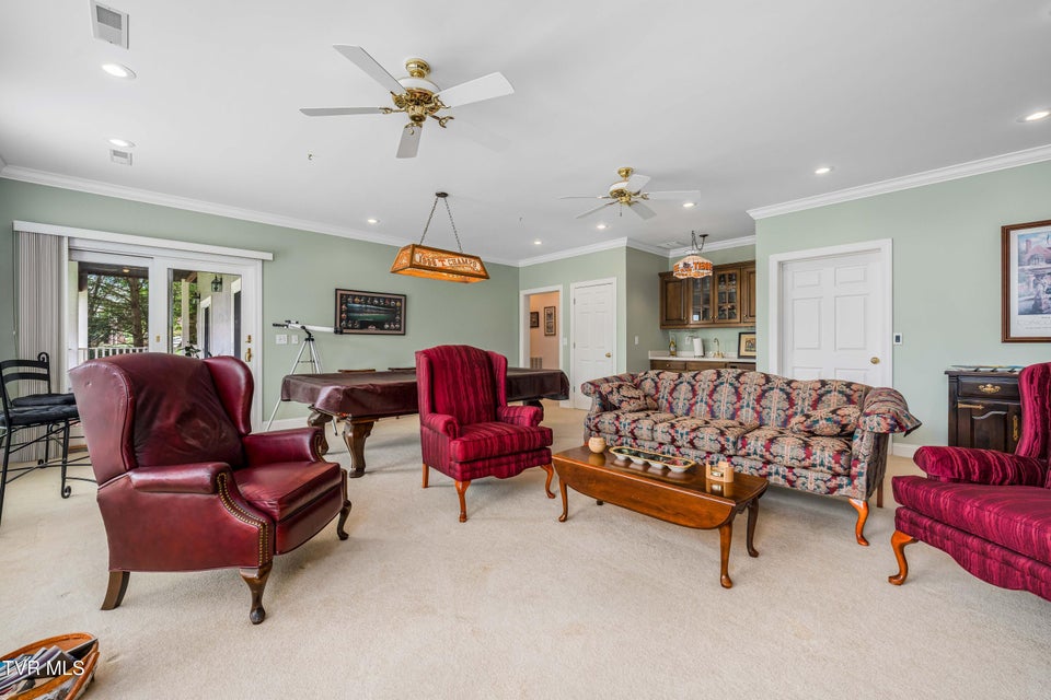 Photo #60: 105 Black Thorn Drive