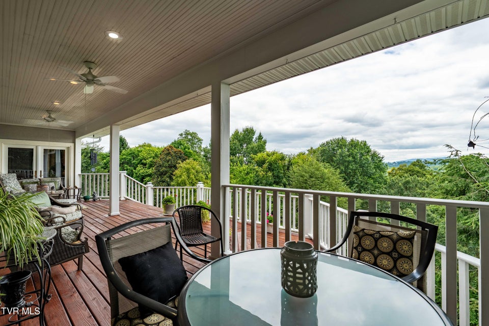 Photo #94: 105 Black Thorn Drive