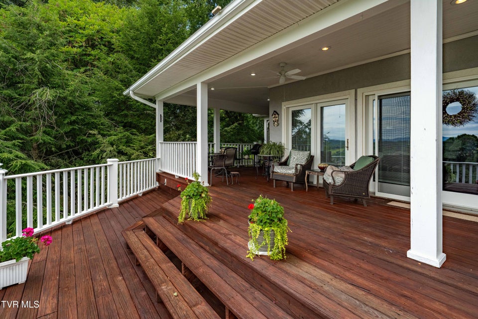 Photo #100: 105 Black Thorn Drive