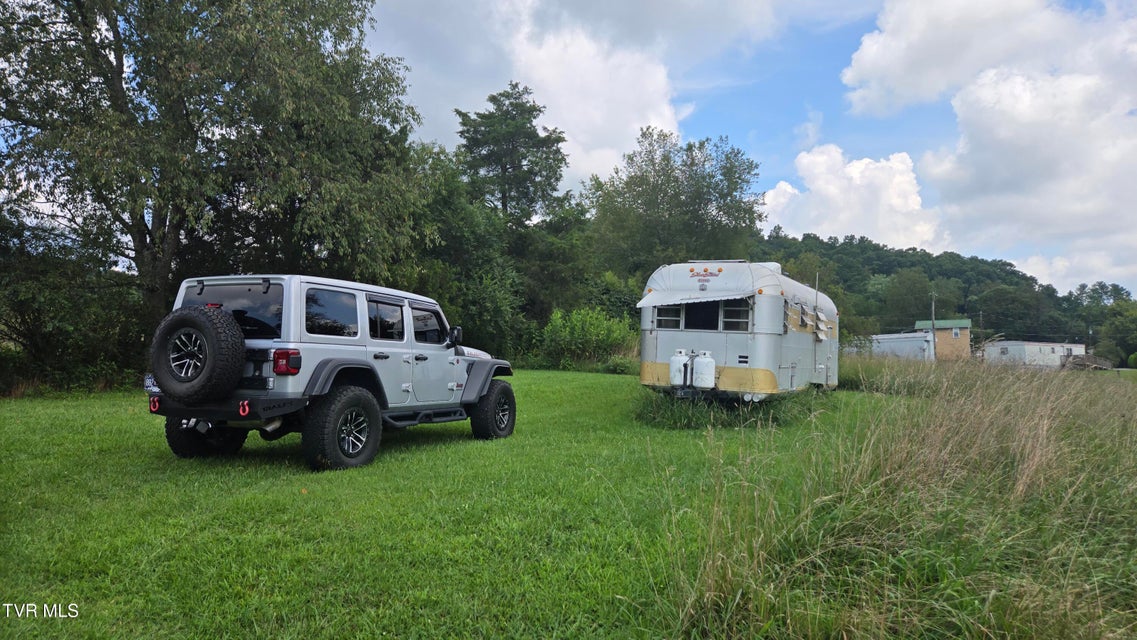 Photo #51: 2616 Volunteer Parkway