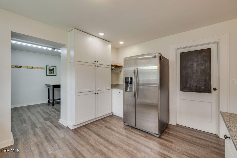 Photo #15: 205 Willow Street