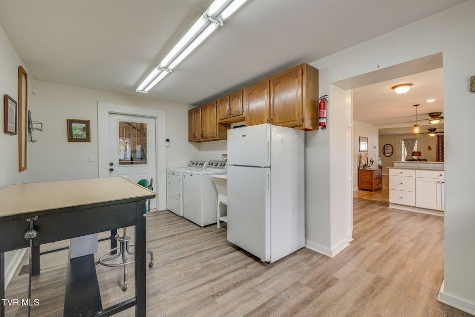 Photo #16: 205 Willow Street