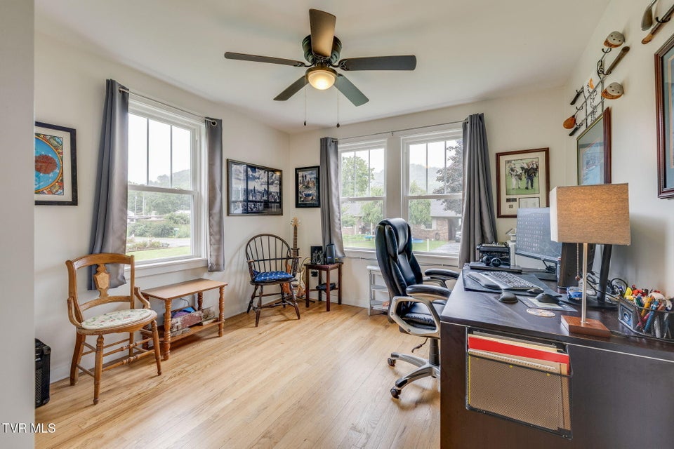 Photo #21: 205 Willow Street