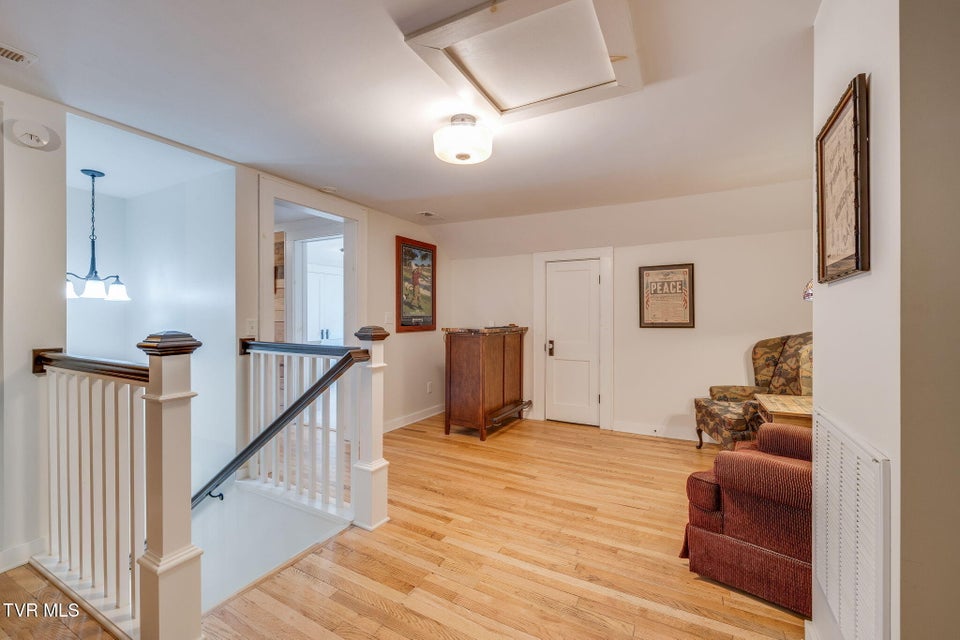 Photo #23: 205 Willow Street