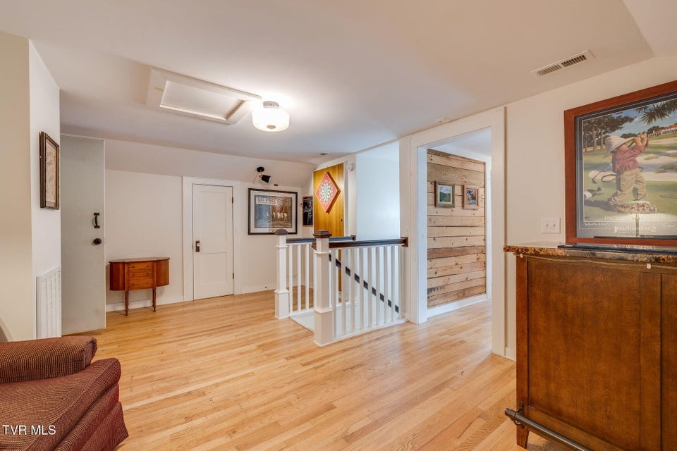 Photo #24: 205 Willow Street