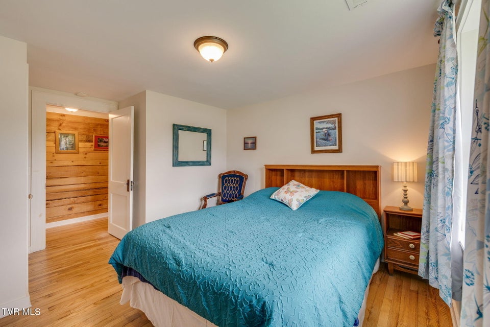 Photo #29: 205 Willow Street