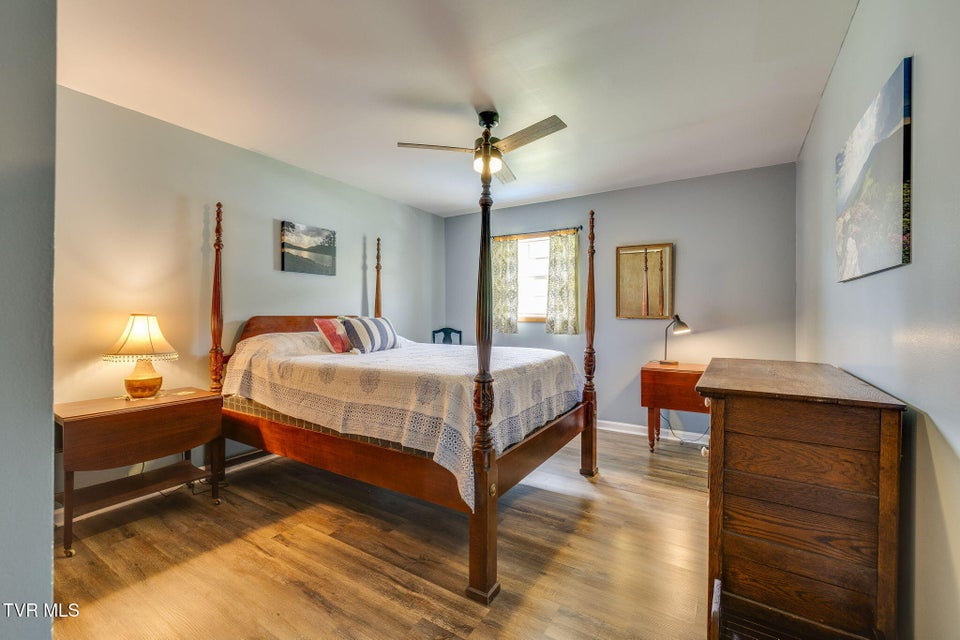 Photo #37: 205 Willow Street