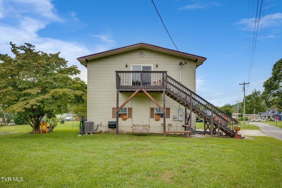 Photo #44: 205 Willow Street