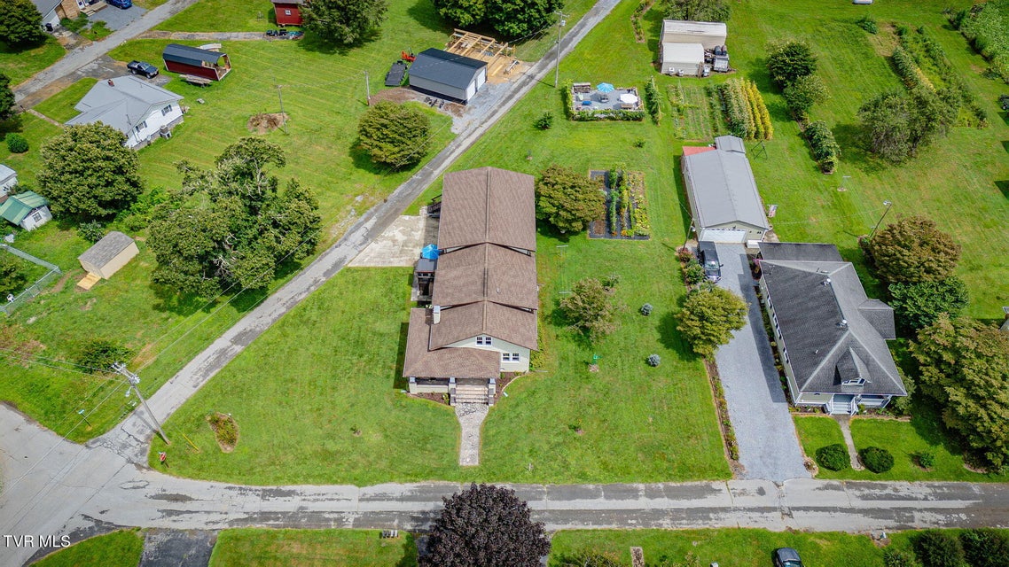 Photo #47: 205 Willow Street