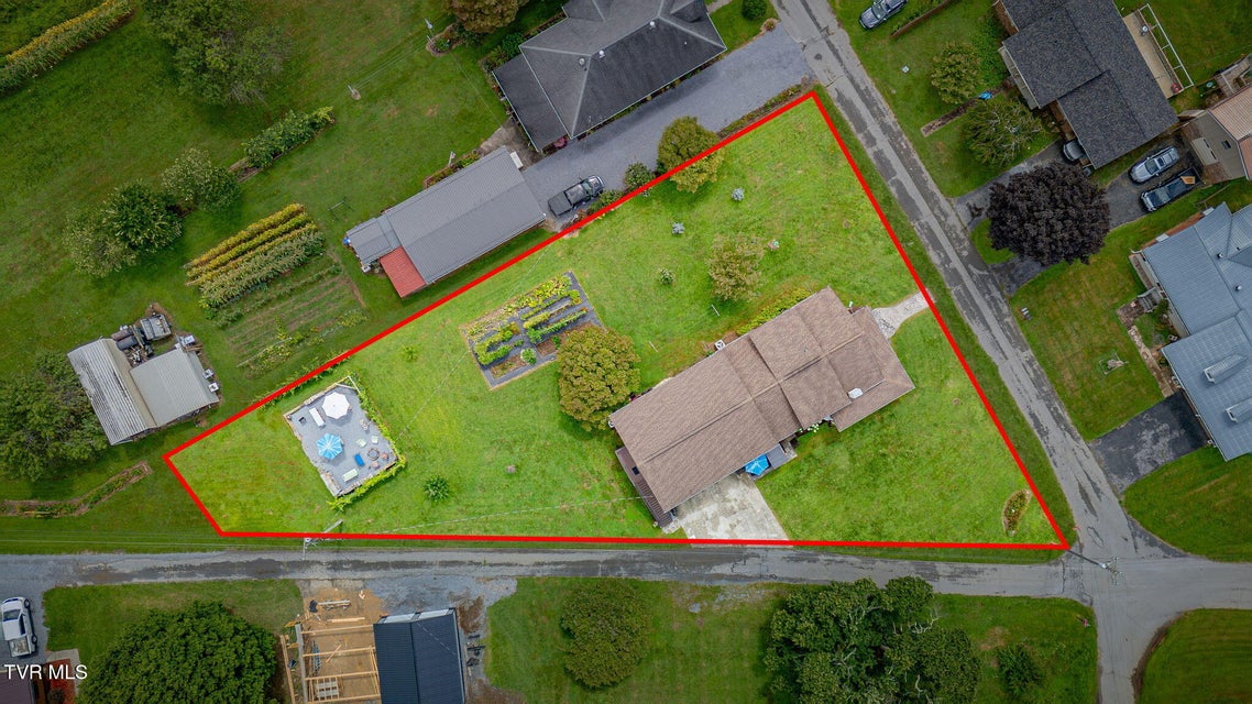 Photo #52: 205 Willow Street