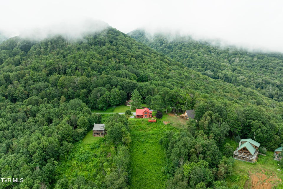 Photo #47: 264 Roanwood Road
