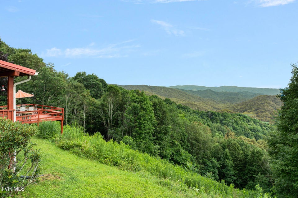 Photo #6: 264 Roanwood Road
