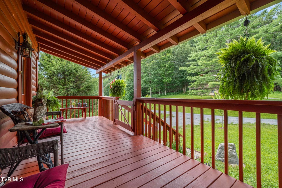 Photo #8: 264 Roanwood Road