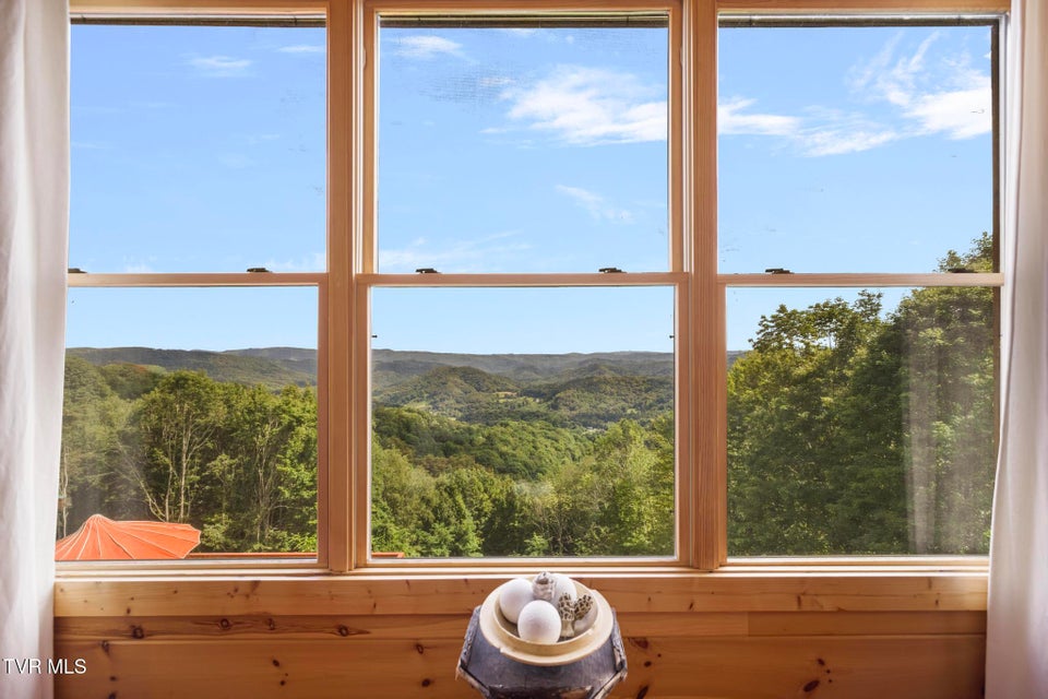 Photo #27: 264 Roanwood Road