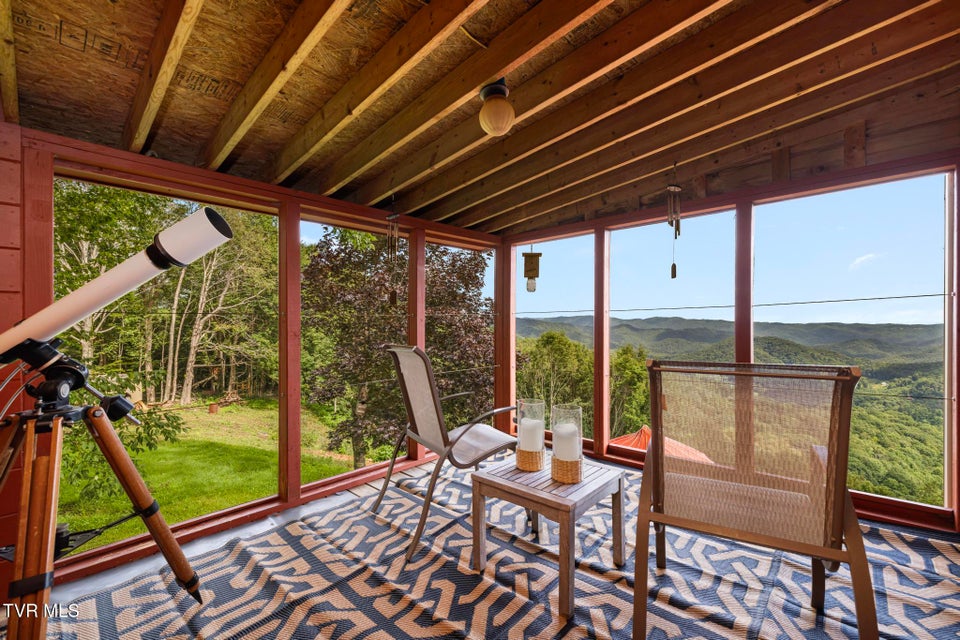 Photo #28: 264 Roanwood Road