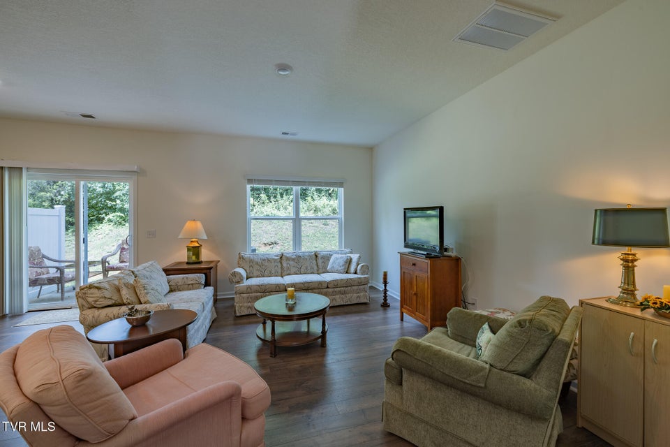Photo #4: 1024 Saylors Place