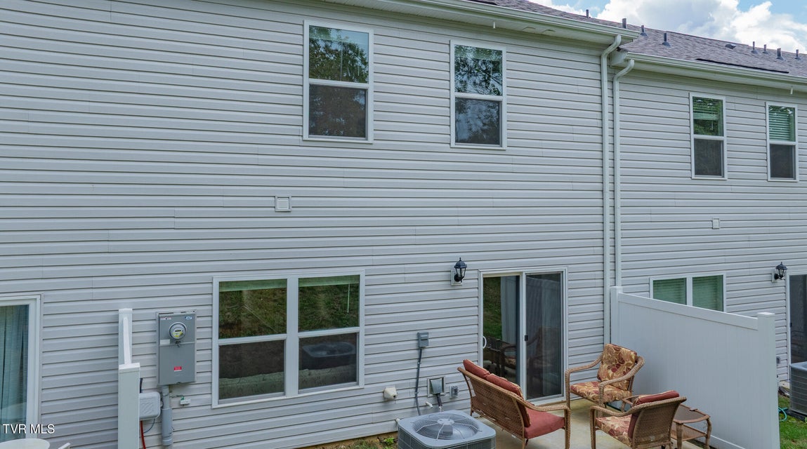 Photo #32: 1024 Saylors Place