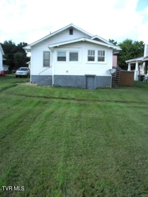 Photo #5: 210 Cottage Avenue