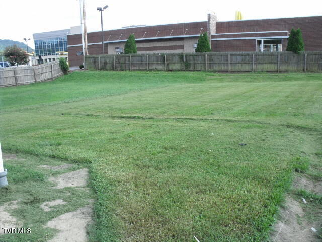 Photo #8: 210 Cottage Avenue
