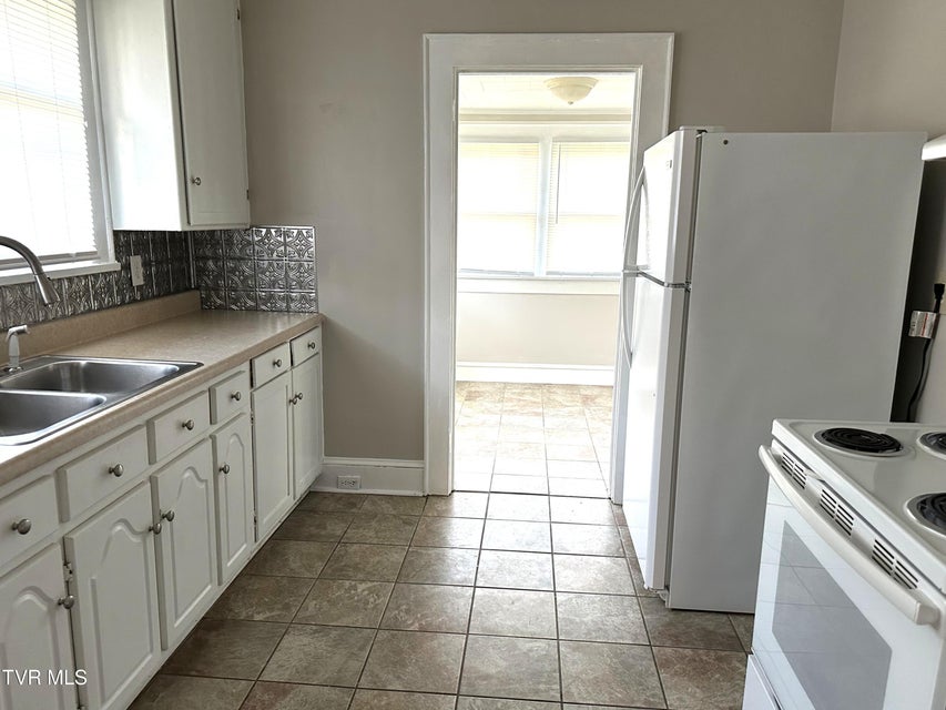 Photo #20: 210 Cottage Avenue