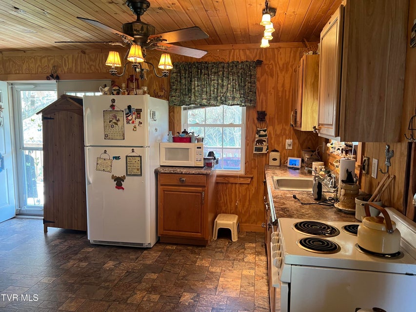 Photo #9: 14251 Nickelsville Hwy Highway