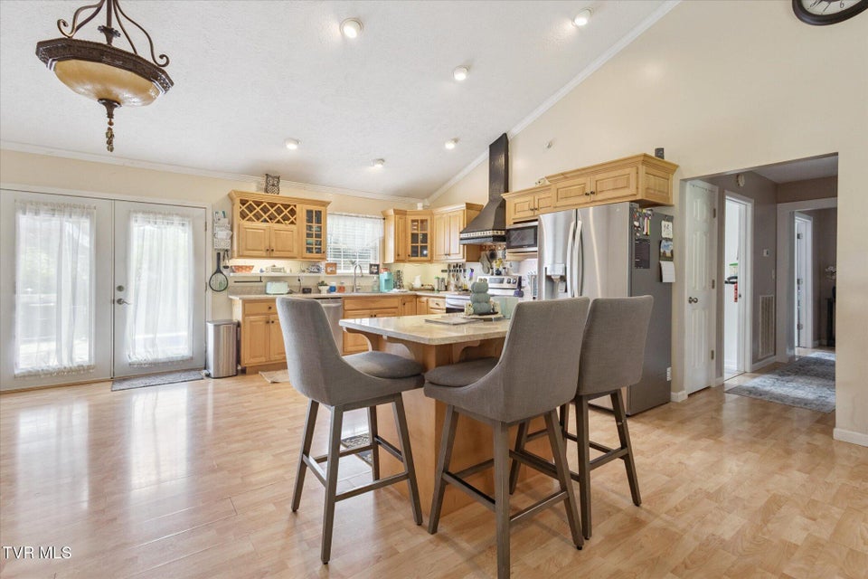 Photo #7: 7717 Greenbriar Road