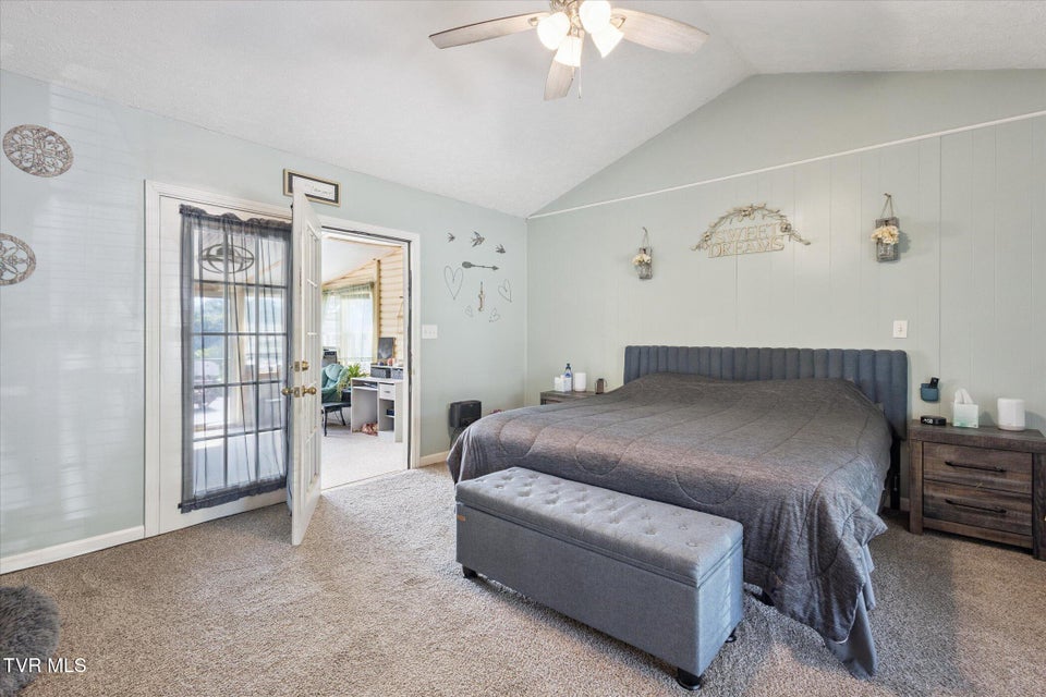 Photo #12: 7717 Greenbriar Road