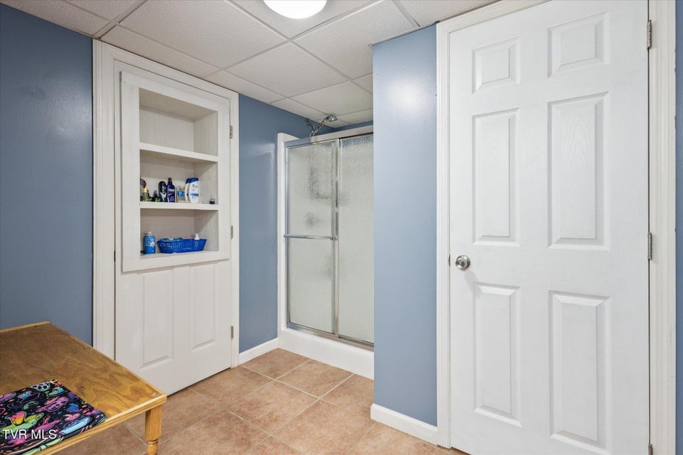 Photo #39: 7717 Greenbriar Road