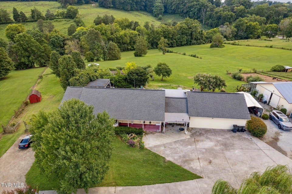 Photo #49: 7717 Greenbriar Road