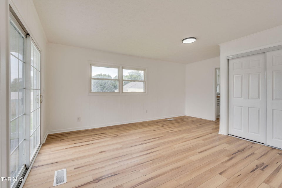 Photo #14: 321 Rockwood Street