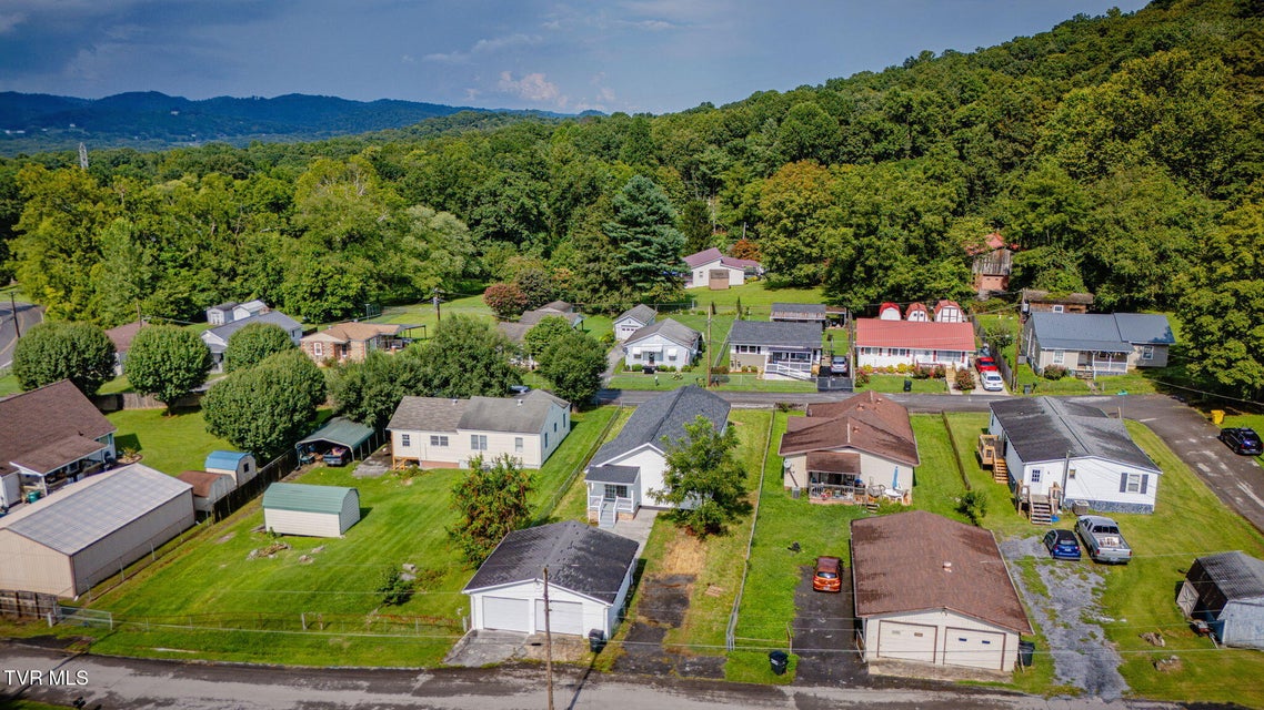 Photo #32: 321 Rockwood Street