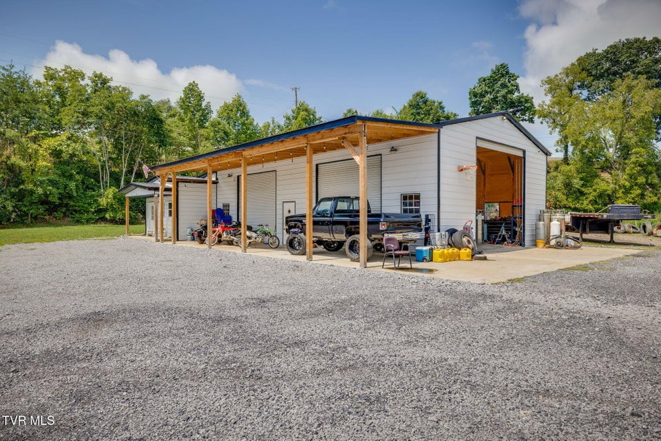 Photo #58: 544 Armstrong Drive
