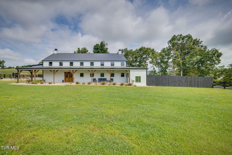 Photo #2: 544 Armstrong Drive